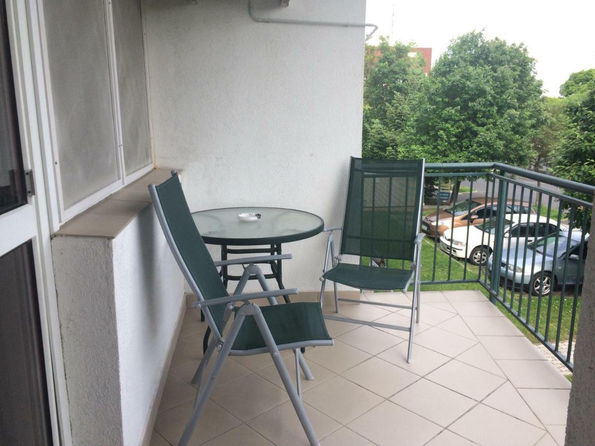 Rehab Apartment เฮวิซ ภายนอก รูปภาพ