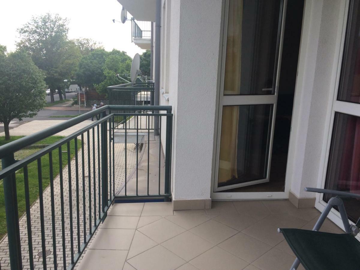 Rehab Apartment เฮวิซ ภายนอก รูปภาพ
